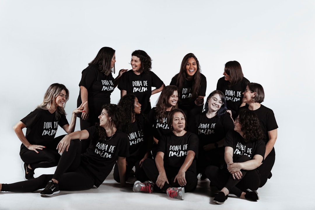 Kadınların Gücü: 8 Mart için 'Tuz' Şarkısı!