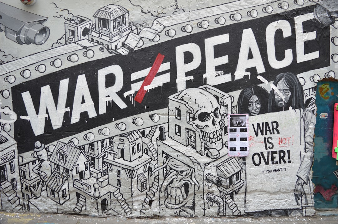 Savaşın Gölgesinde Laiklik Tartışmaları Yeniden Alevleniyor!