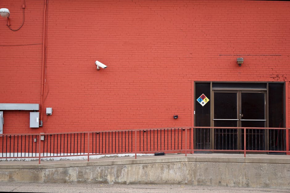 İzmir'de Kız Yurdunda Taciz Girişimi: Müdür Görevden Uzaklaştırıldı!