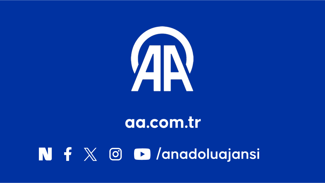 Fatih'te Doğal Gaz Patlaması: İki Bina Çöktü, Kurtarma Devam Ediyor!