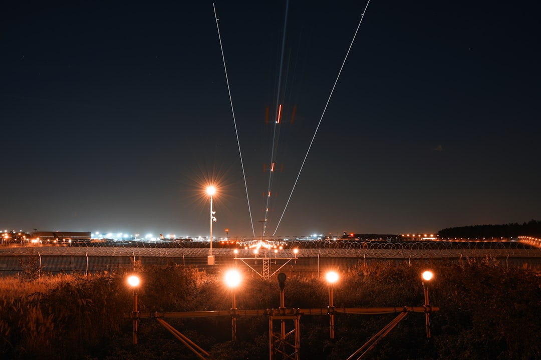 Füze fırlatması gece operasyonu