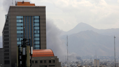 İran’dan Tarihi Füze Saldırısı: Orta Doğu Dışındaki Üs Hedefte!