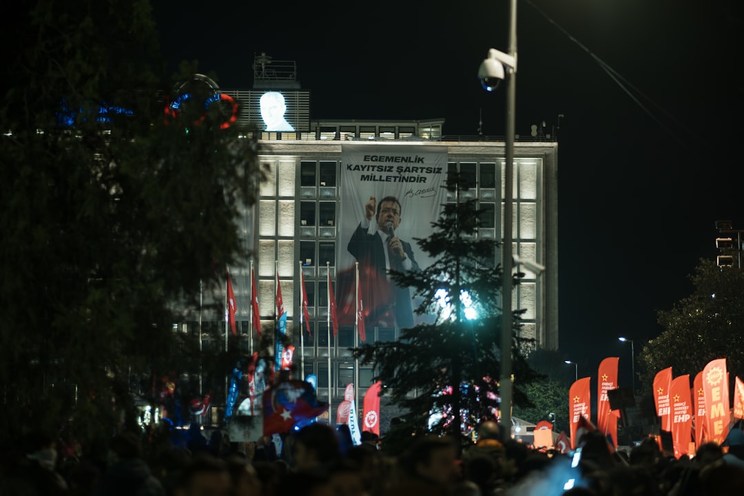 Cumhurbaşkanı Erdoğan konuşma yaparken